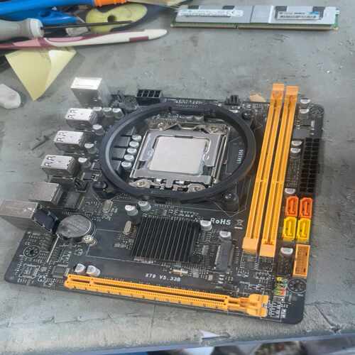 （洋洋设备）X79主板E5-2470V2CPU