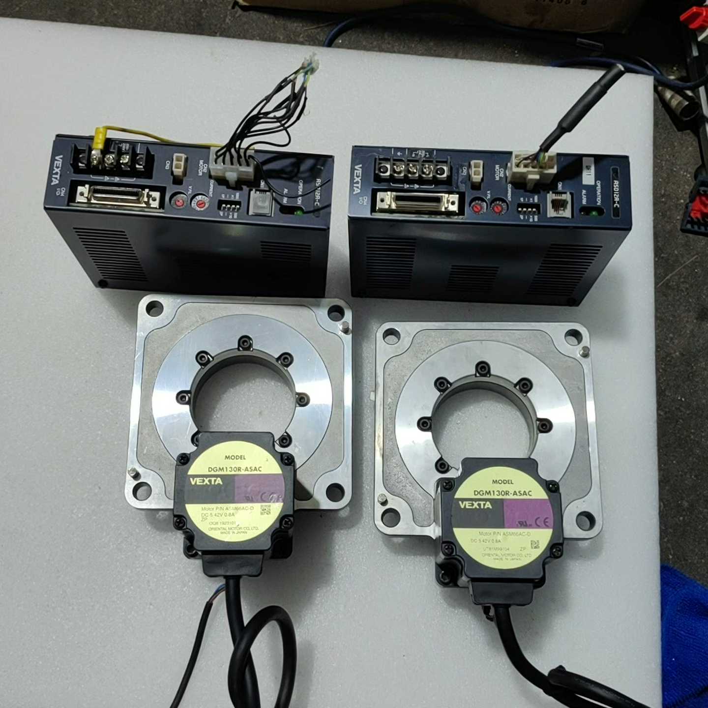 询价~日本VEXTA东方马达DGM130一ASAC，中空旋转平台，