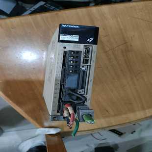 安川SGD7S 询价 2R8A00A002驱动器 成色如