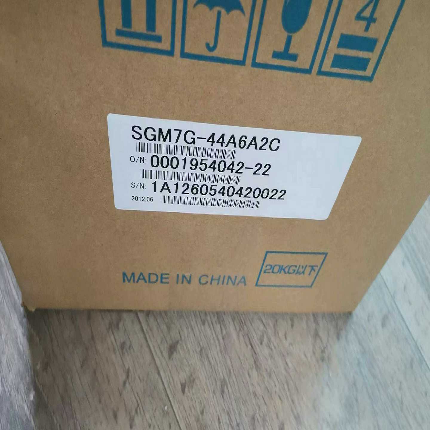 【议价】安川伺服马达SGM7G-44A6A2CSGM7G-4