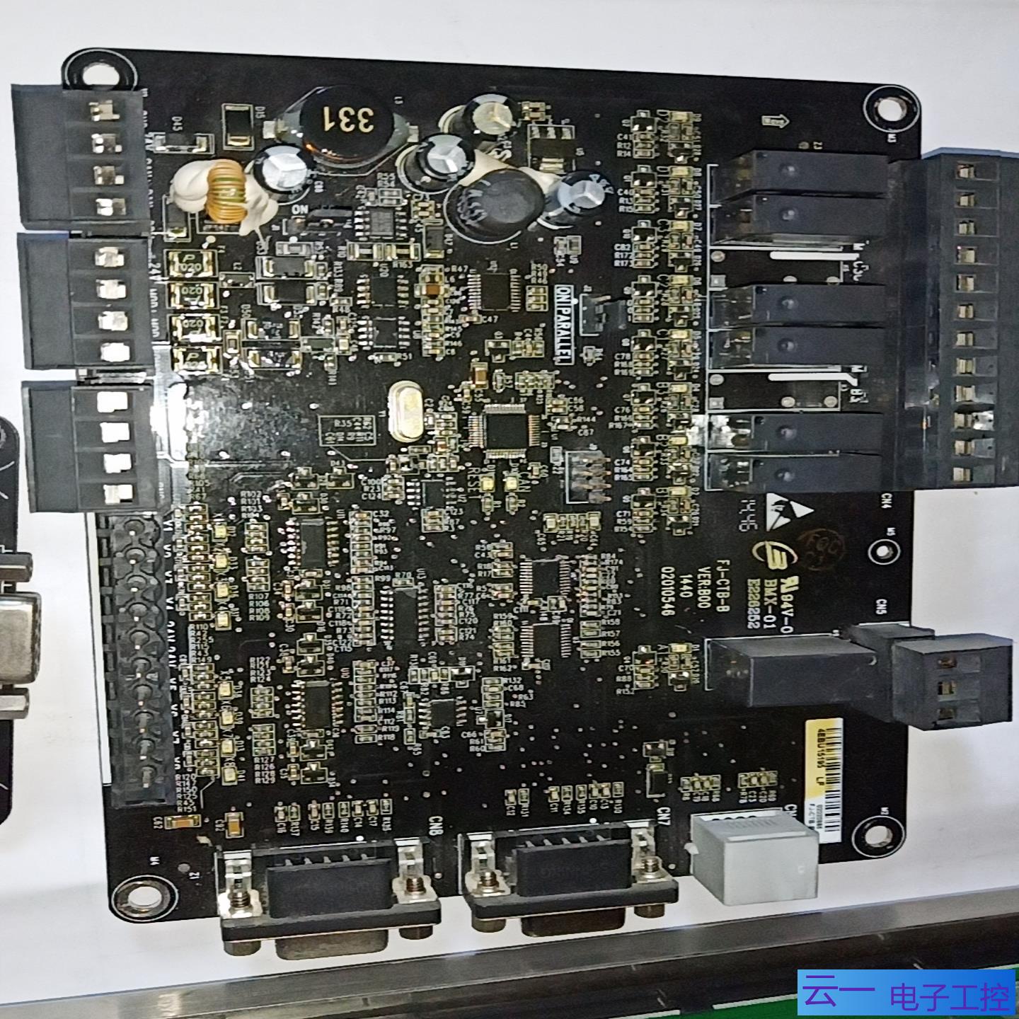 恒达富士电梯默纳克系统轿顶板+指令板成色99新一起打包；议价