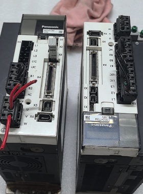 松下伺服驱动器MEDHT73642.5KW大功率实物拍摄