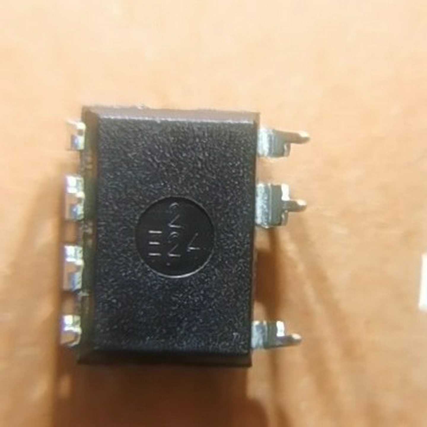 询价~ME8520 直插DIP-7集成芯片