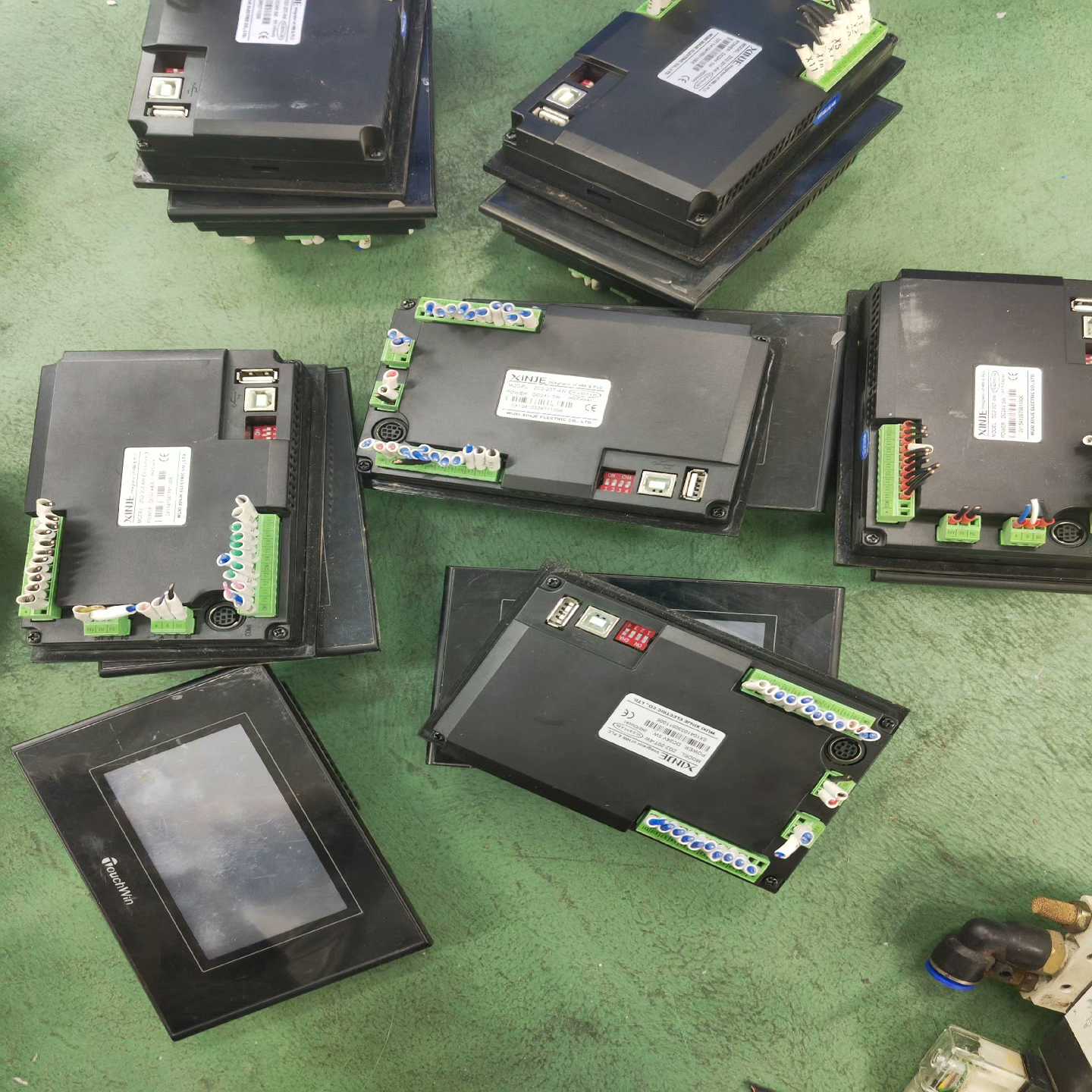 【议价】信捷4.3寸一体机，型号ZG2-20T-4W，13太，原适用