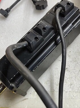 汇川伺服电机400WISMH440B30CB汇川400议价