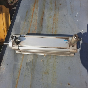 FestoDNC-40-160-PPV-APneumaticCylinderActuator