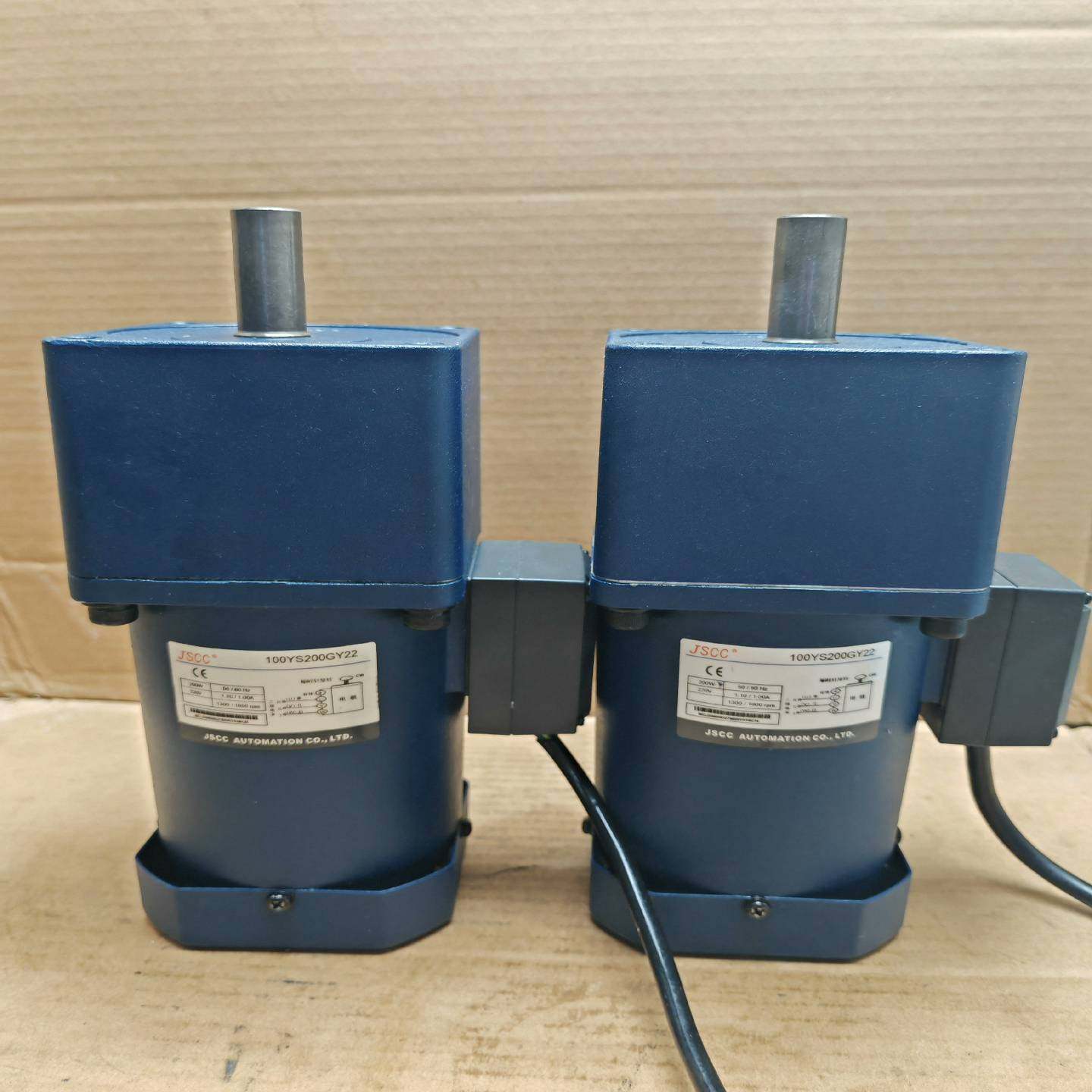 咨询-JSCC精研200W变频电机100YS200GY22三相2