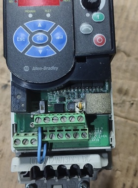 议价ab罗克韦尔变频器型号22FA2P5N1030.4kw