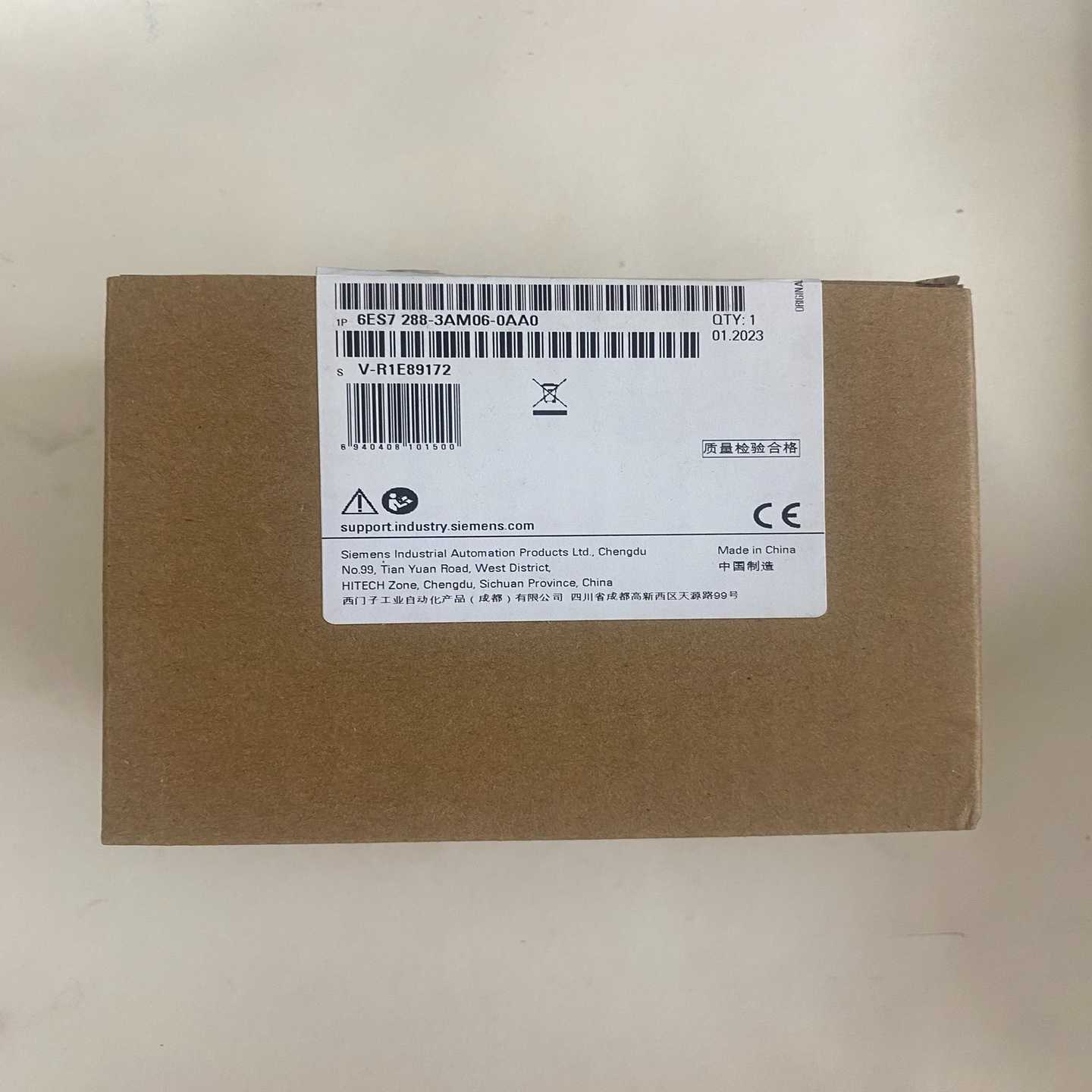 西门子可编程控制器模块，型号6ES7288-3AM06-0A