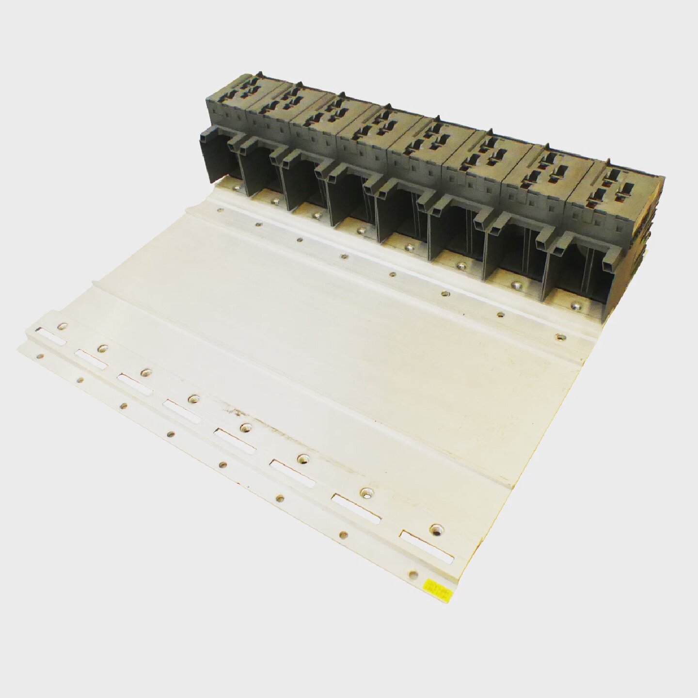 BR AUTOMATION ACOPOSmulti 8B0M0080HW00.0001 Montageplatte mi - 实物图