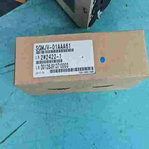 咨询-安川电机SGMJV-01AAA61一台，原包，的