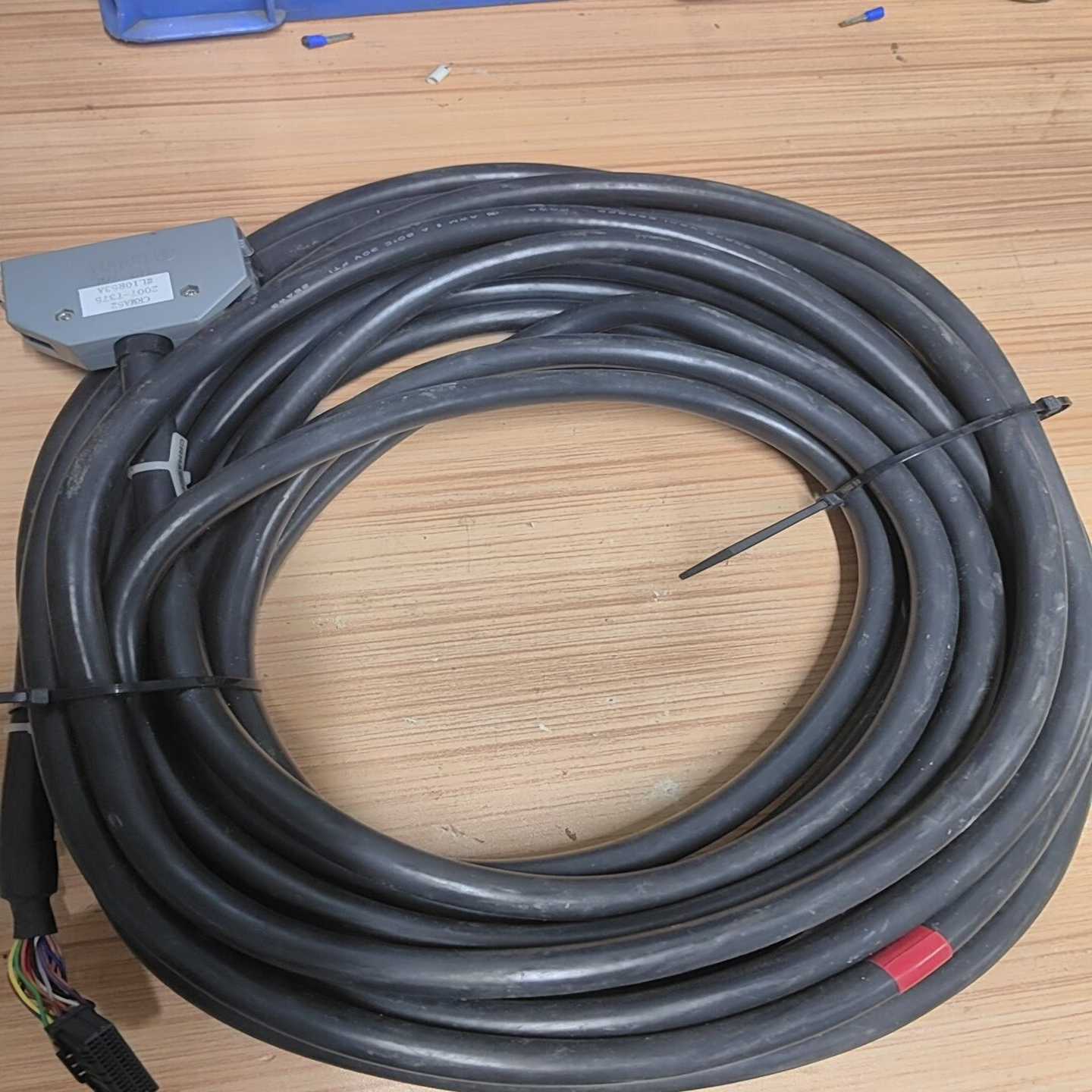 发那科机械手信号线CRMA52-议价