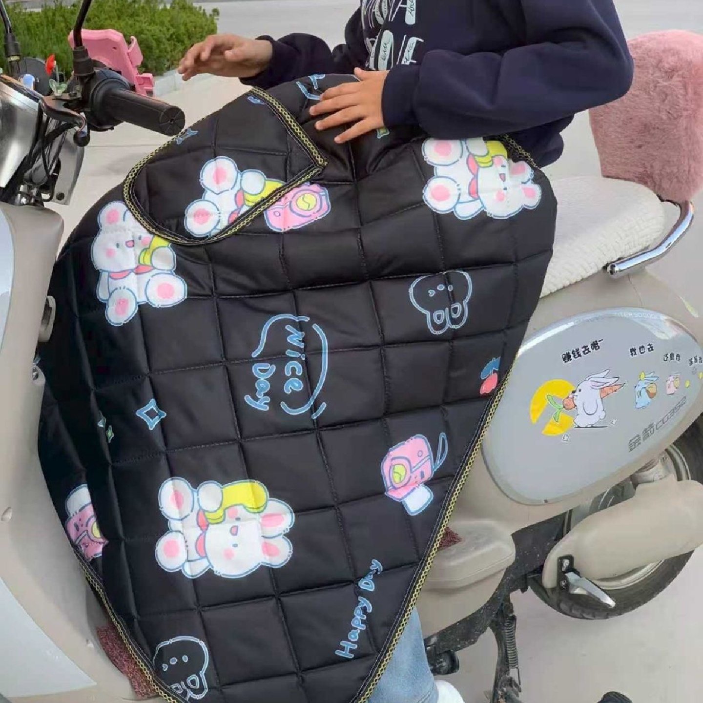 挡风被电动车挡风裙护腿护膝可穿挂加绒防寒骑行防水日常出行保暖,摩托车/装备/配件,摩托车挡风被,淘宝优惠券,粉丝福利购,淘宝优惠卷