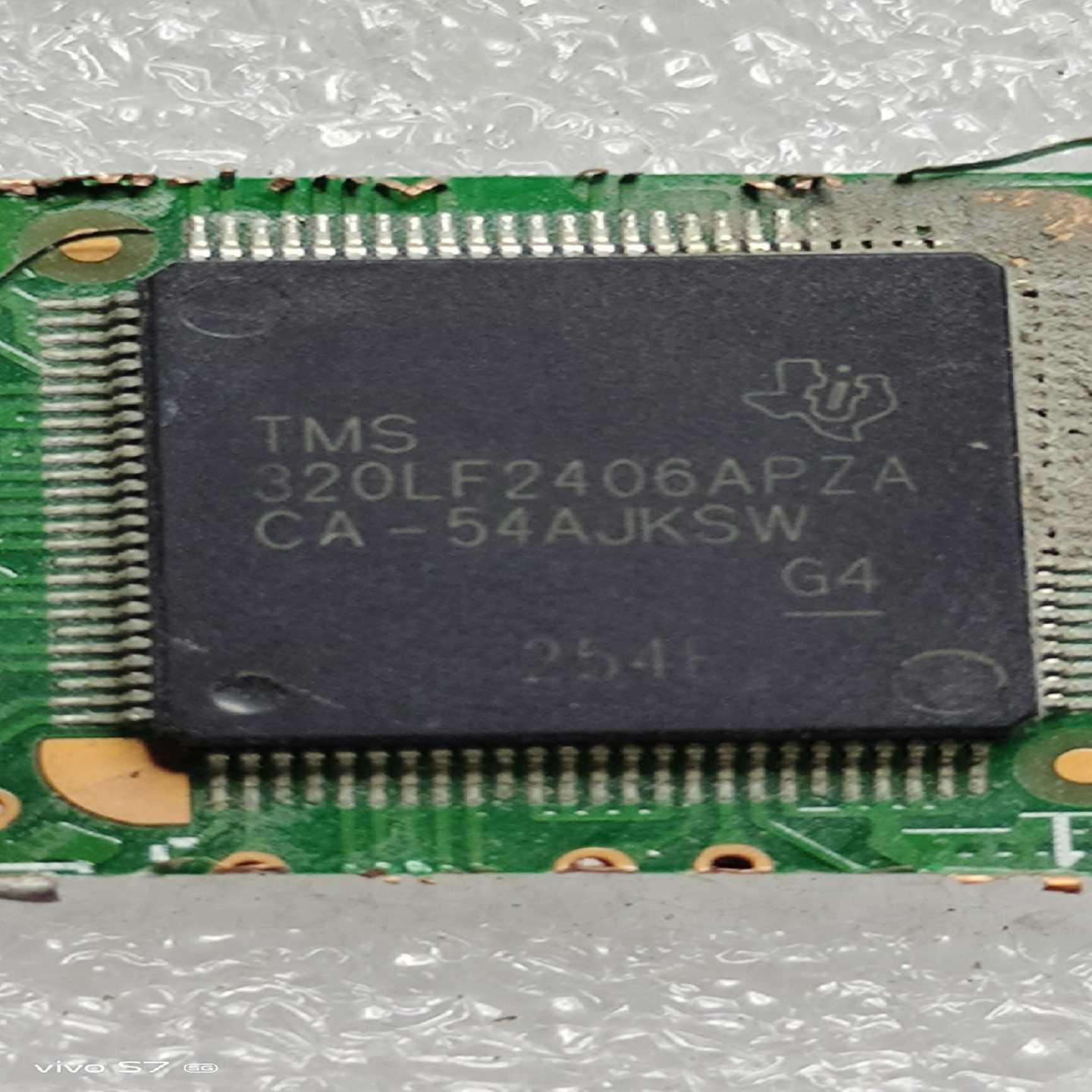 询价TMS320LF2406APZA