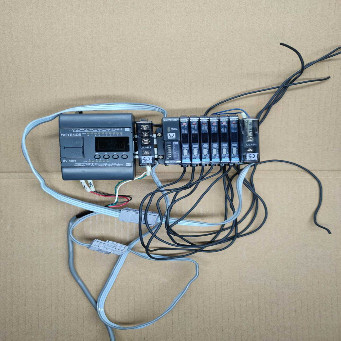 进口原装KEYENCE基恩士PLCKV-16DTQL-B--议价商品