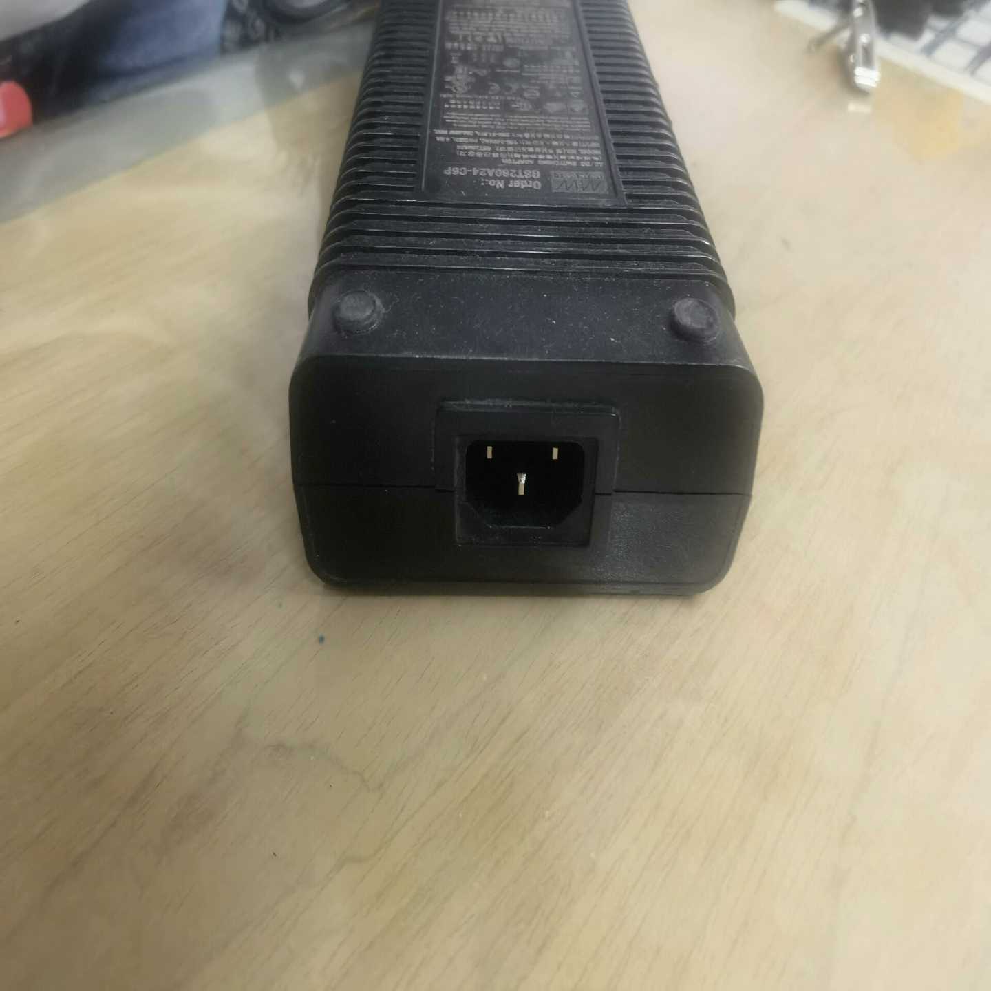 议价明纬MW20V13A电源适配器，型号GST280A20-C6现货/d维修