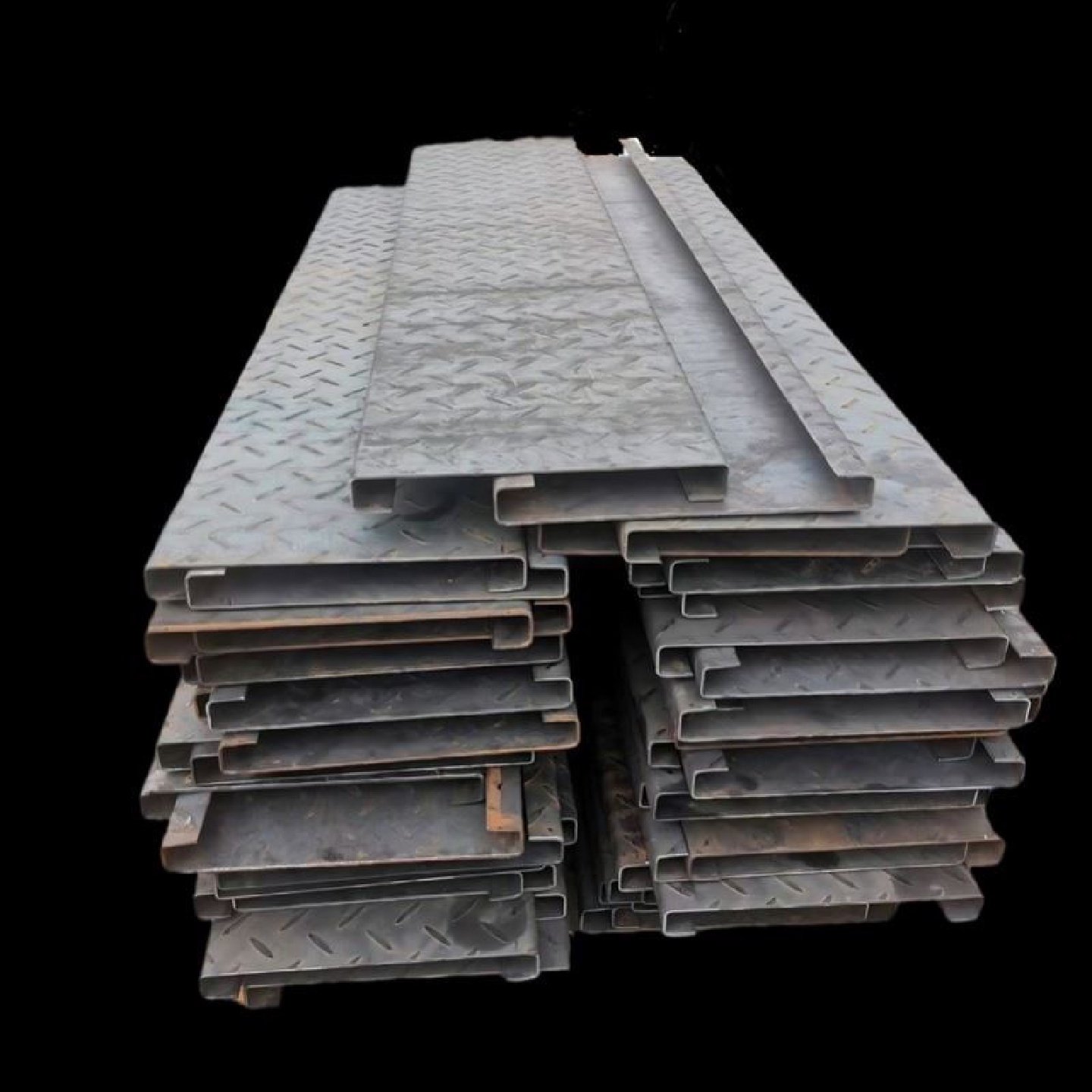 花纹板防滑钢板镀锌板楼梯踏步碳钢花纹钢材板激光切割加工可定制,金属材料及制品,钢板,淘宝优惠券,粉丝福利购,淘宝优惠卷