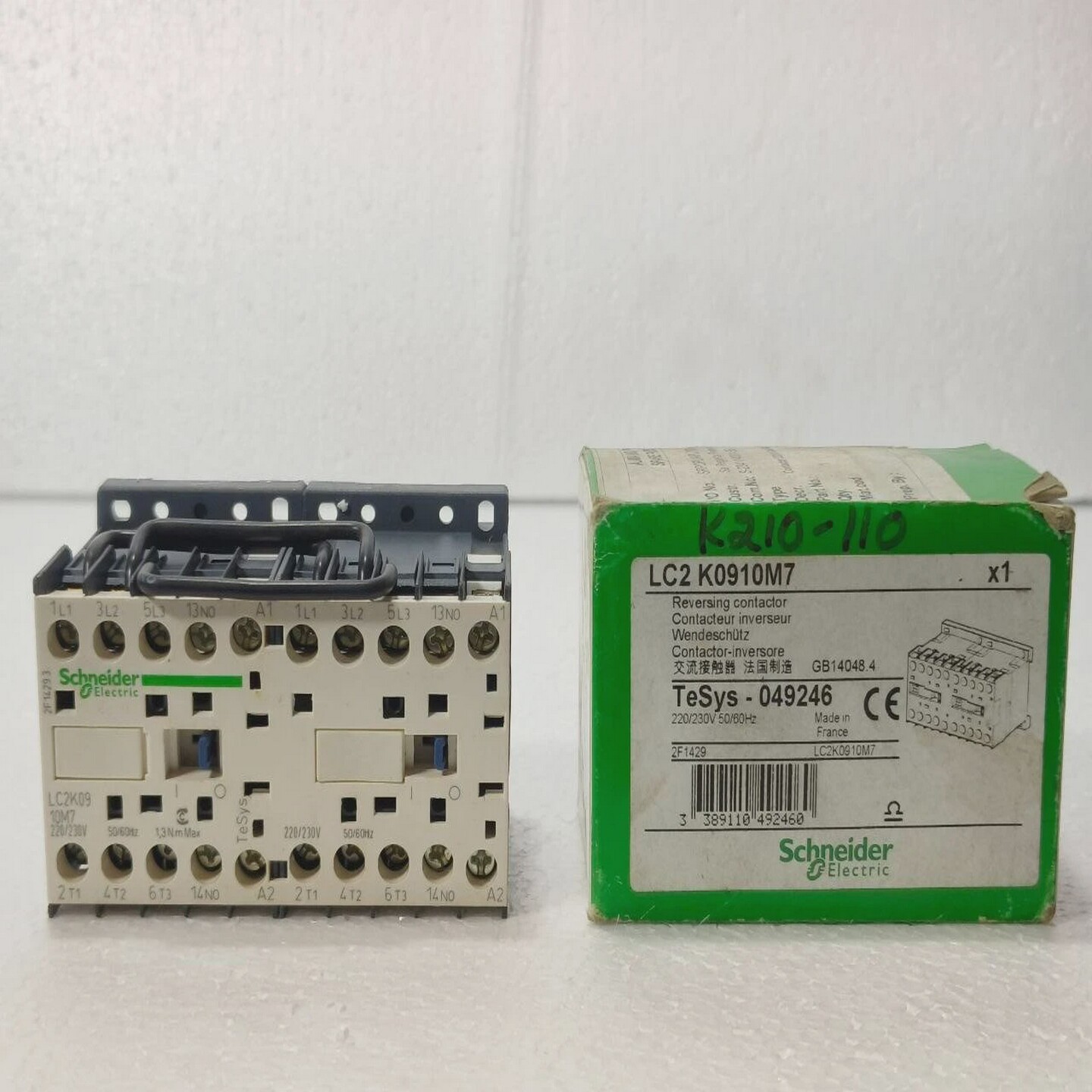 施耐德LC2K0910M7220-230V50/60Hz反向接触器3POLE测试049