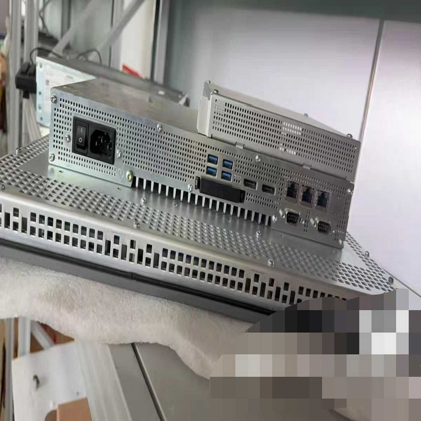 6AV7241-3GB05-0FA0成色漂亮功能完好议价出，--议价商品