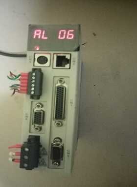 拆机原装驱动器RSD300-S10S200W的1台，1--议价商品