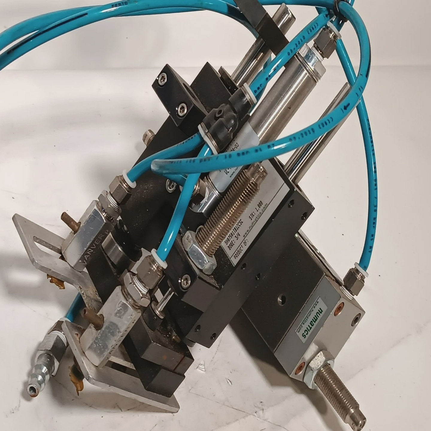 NumaticsAR025A1AZC1B气动气缸组件带SH07501TB1ZCSC线性滑