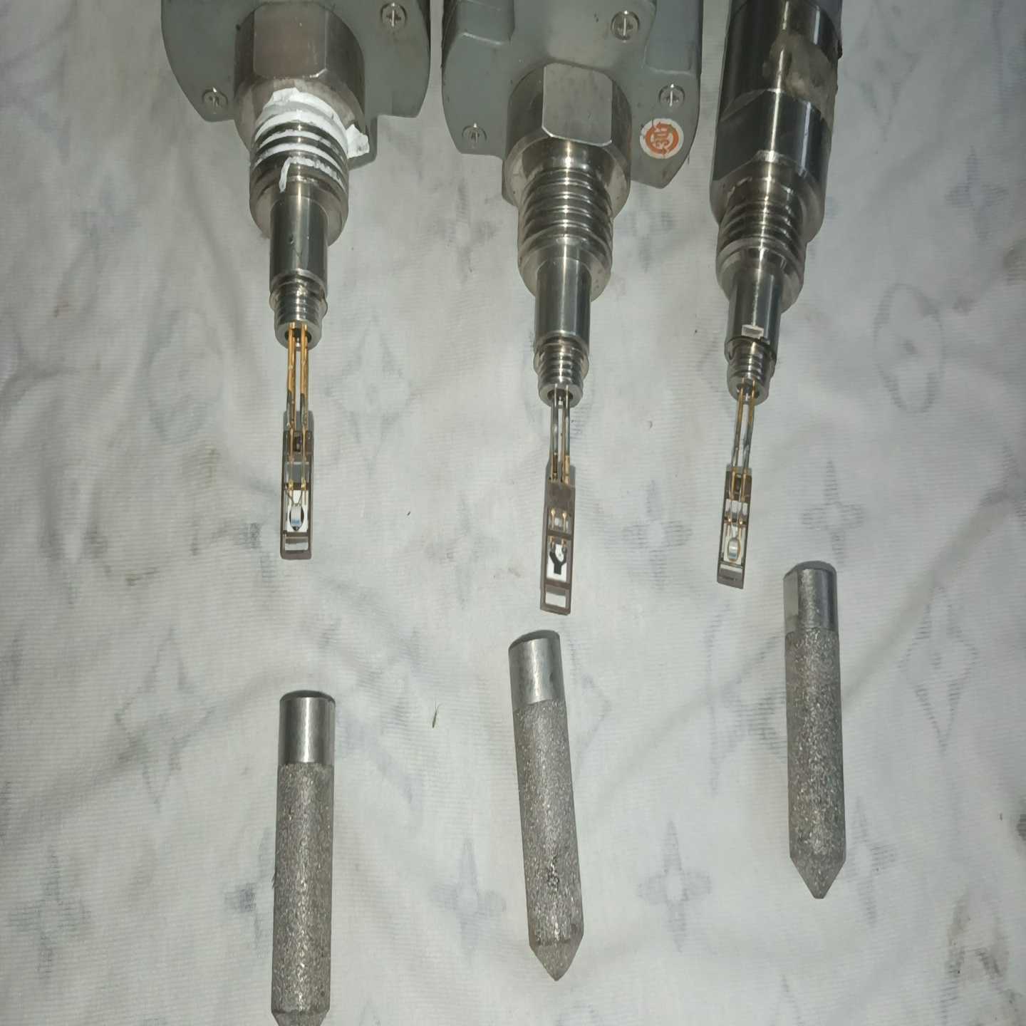 询价VIL242-80-20度