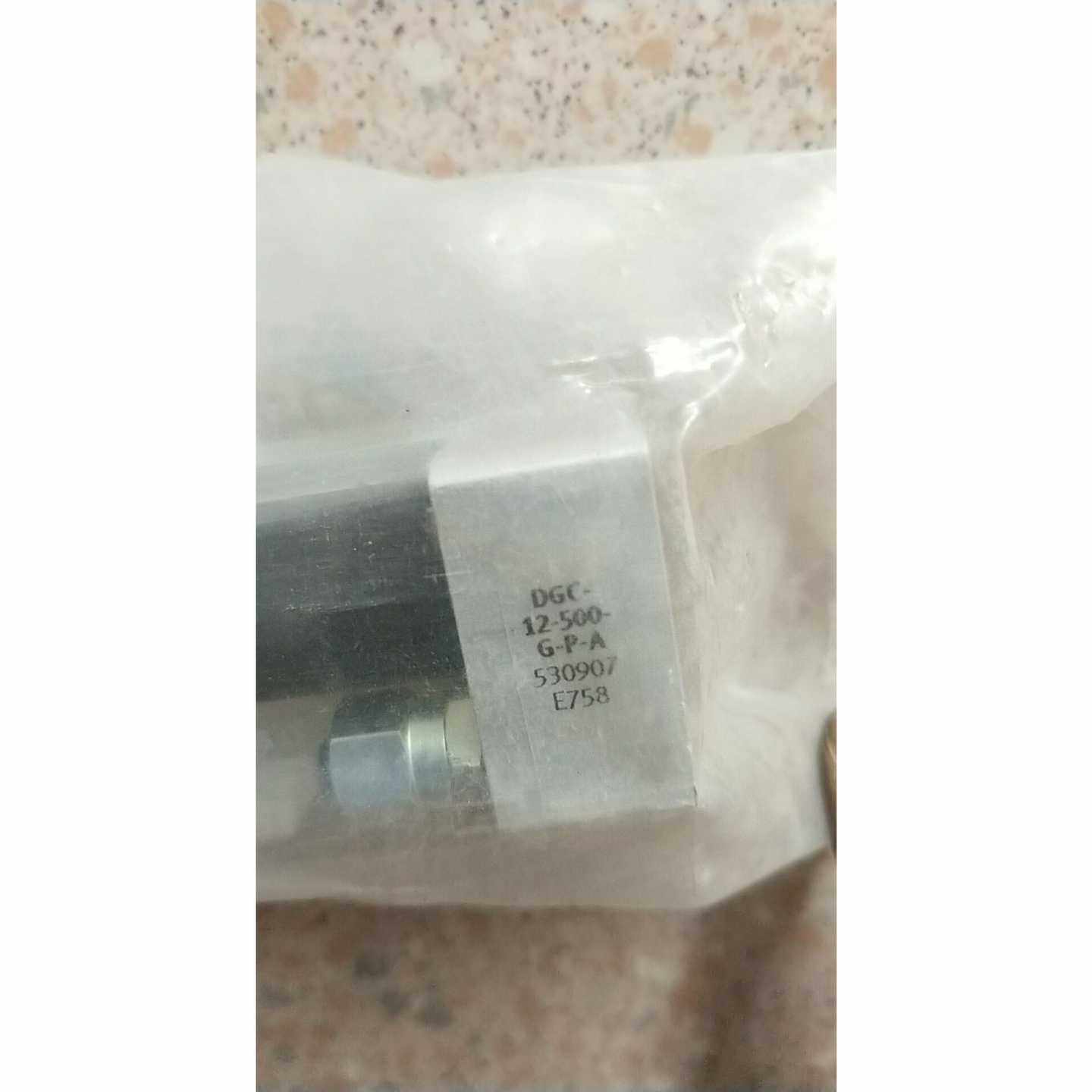 全新原装正品费斯托FESTO530907DGC-12-500-G-P-A现货*--议价