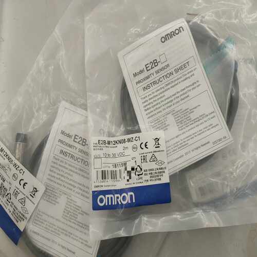 E2B-M12KN08-WZ-C1，3条，~询价