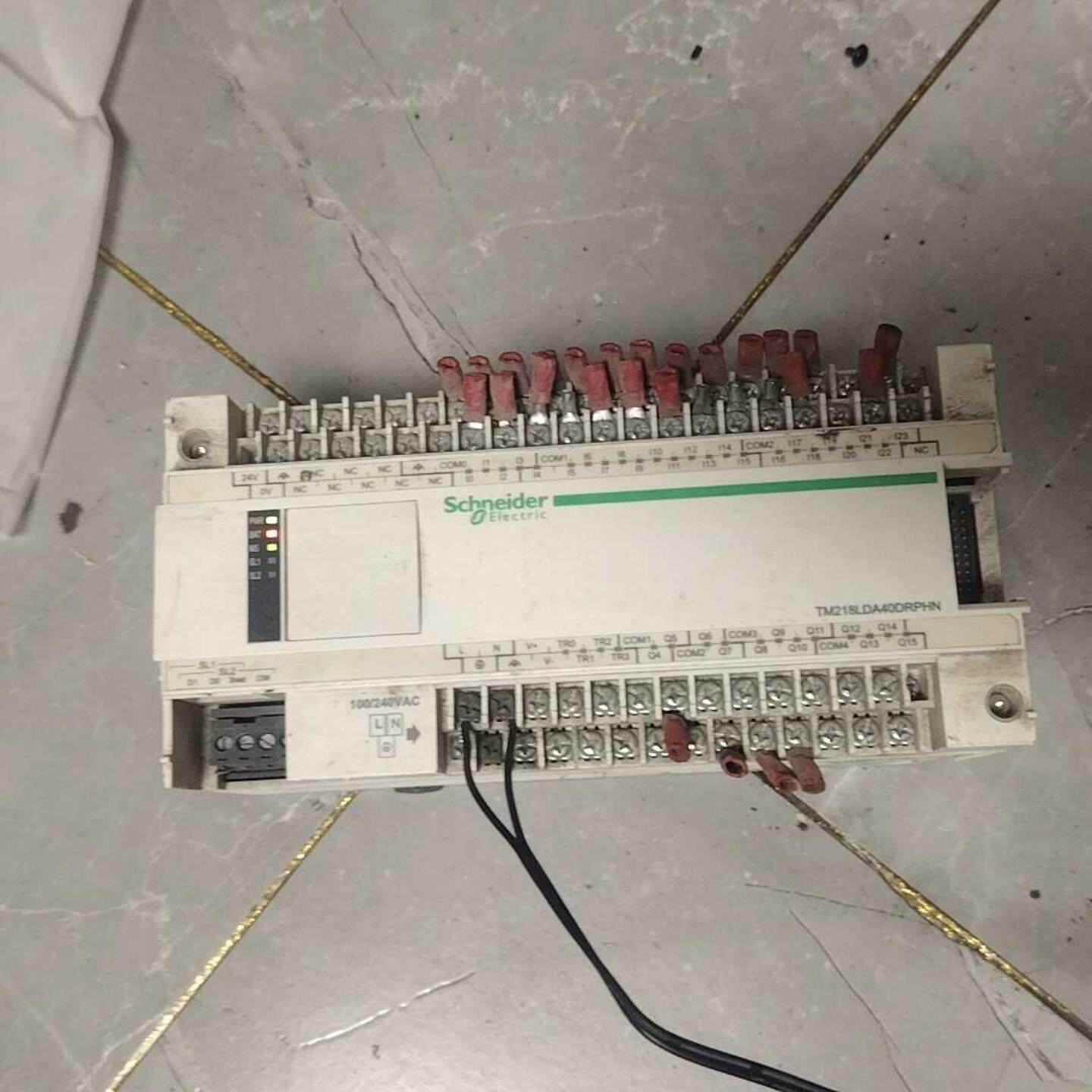 询价~施耐德PLC，型号TM218LDA40DRPHN，