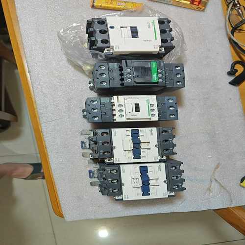 询价施耐德接触器，LC1D50A，LC1D50C，具体型号看图，