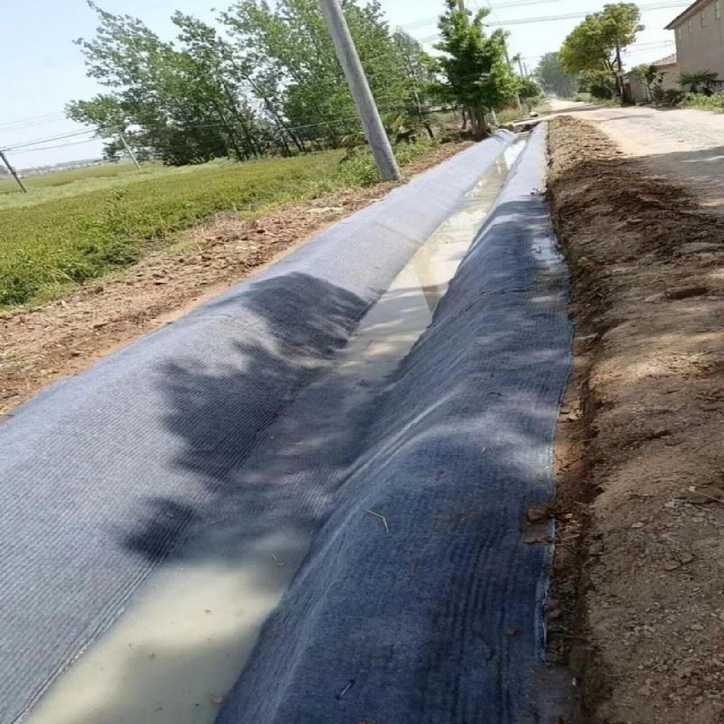 水泥毯浇水固化新型混凝土鱼塘护坡铺路沟渠人工蓄水池复合固土毯