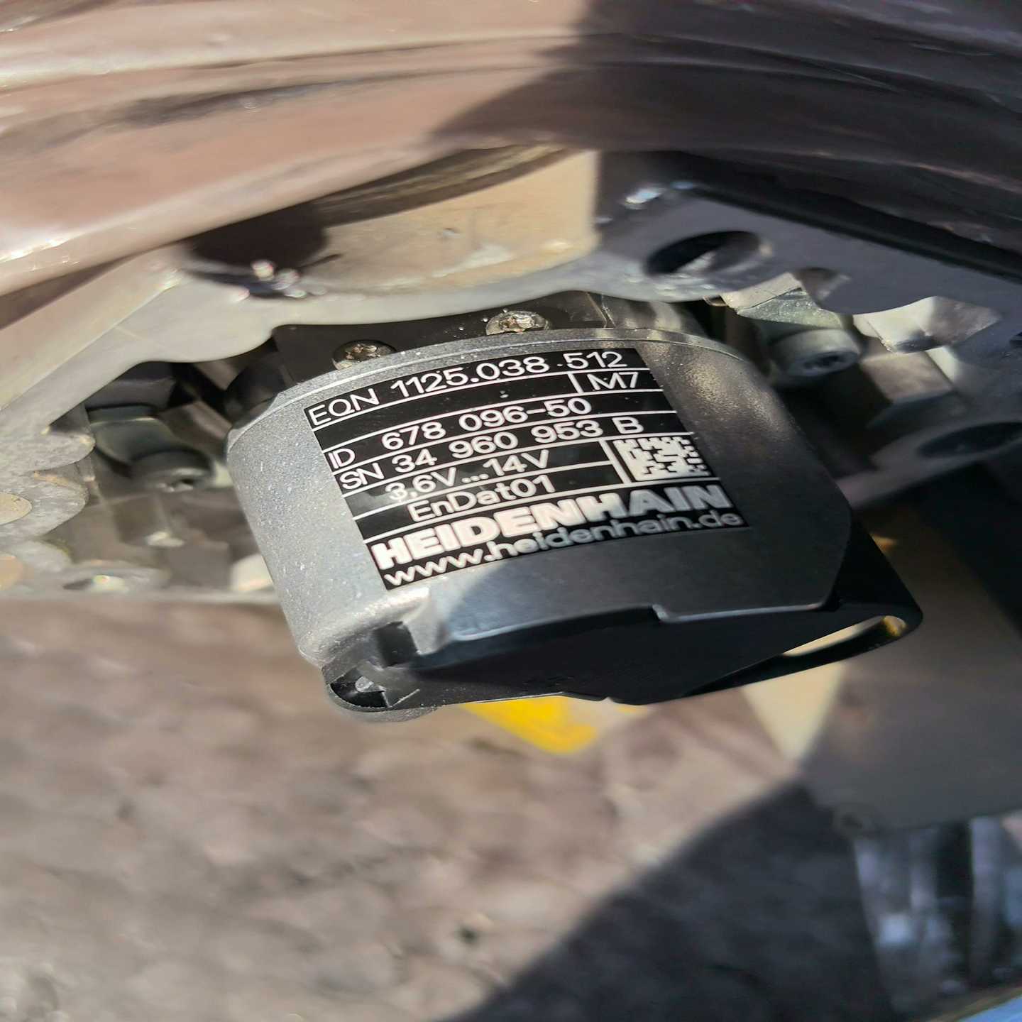 询价拍~海德汉编码器，EQN1125.038 512 ，ID，678