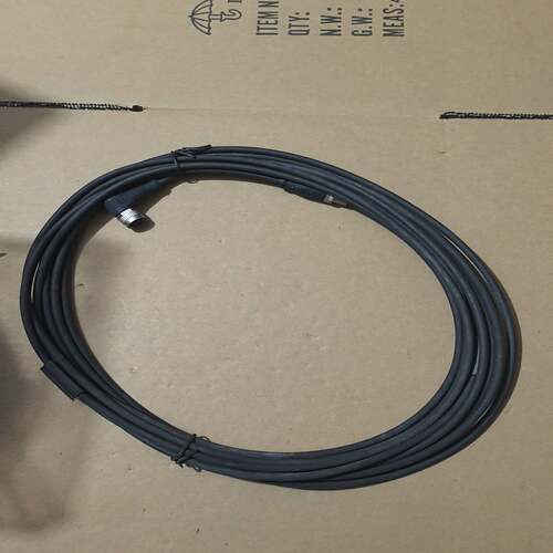 巴鲁夫BCC0LN9公母头连接线BCC M425-M414-~询价