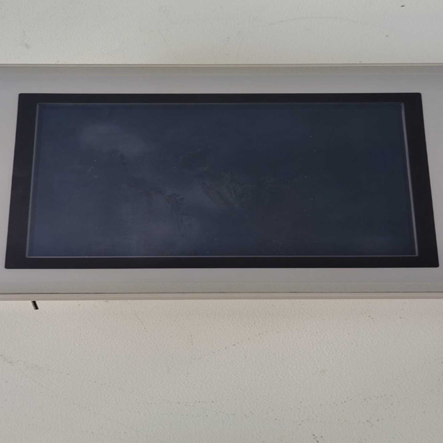 基恩士触摸屏 VT3-Q5MWA，成色漂亮 无破损，无拆无修【鑫鑫商