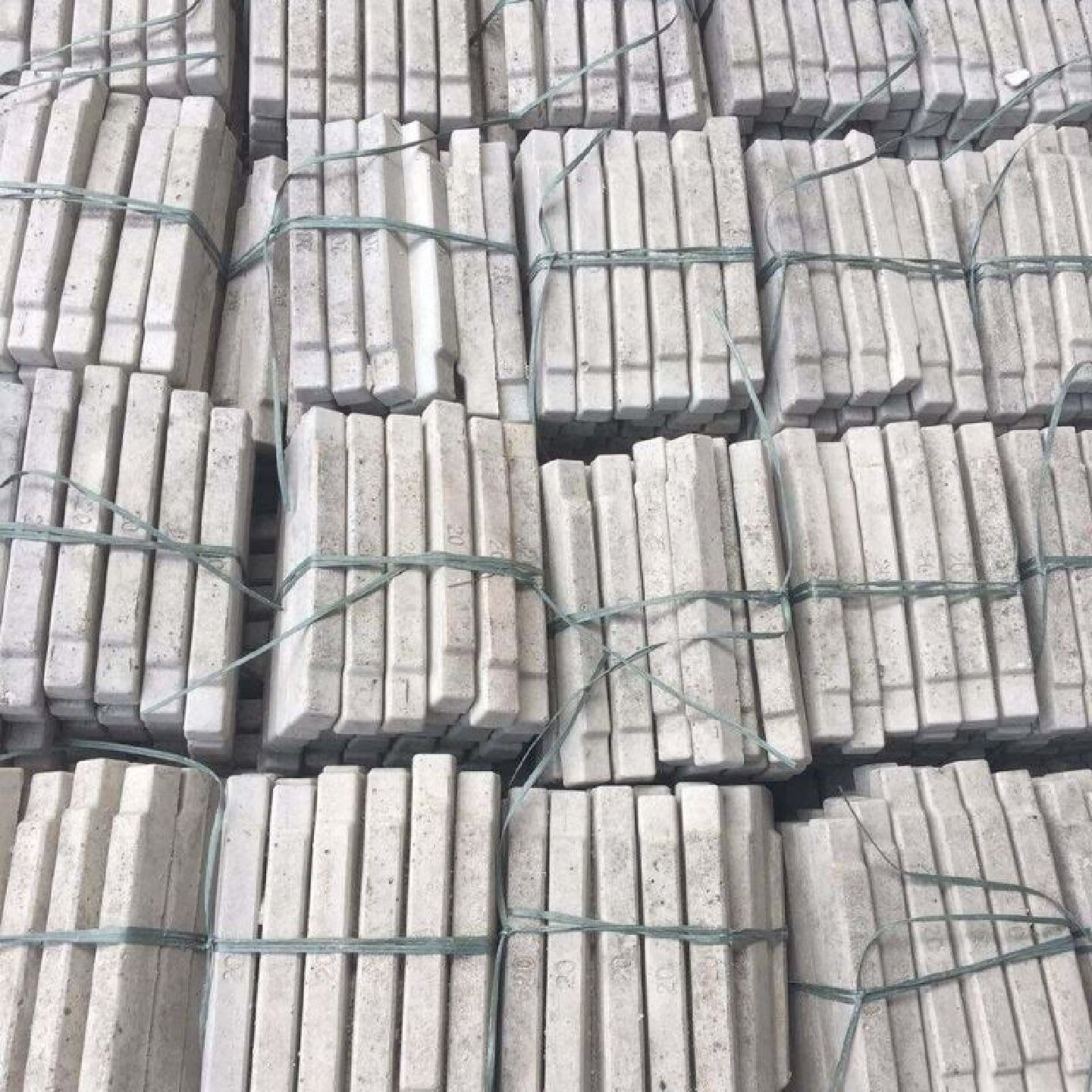 水泥支撑条24公分混凝土内撑钢基础材料