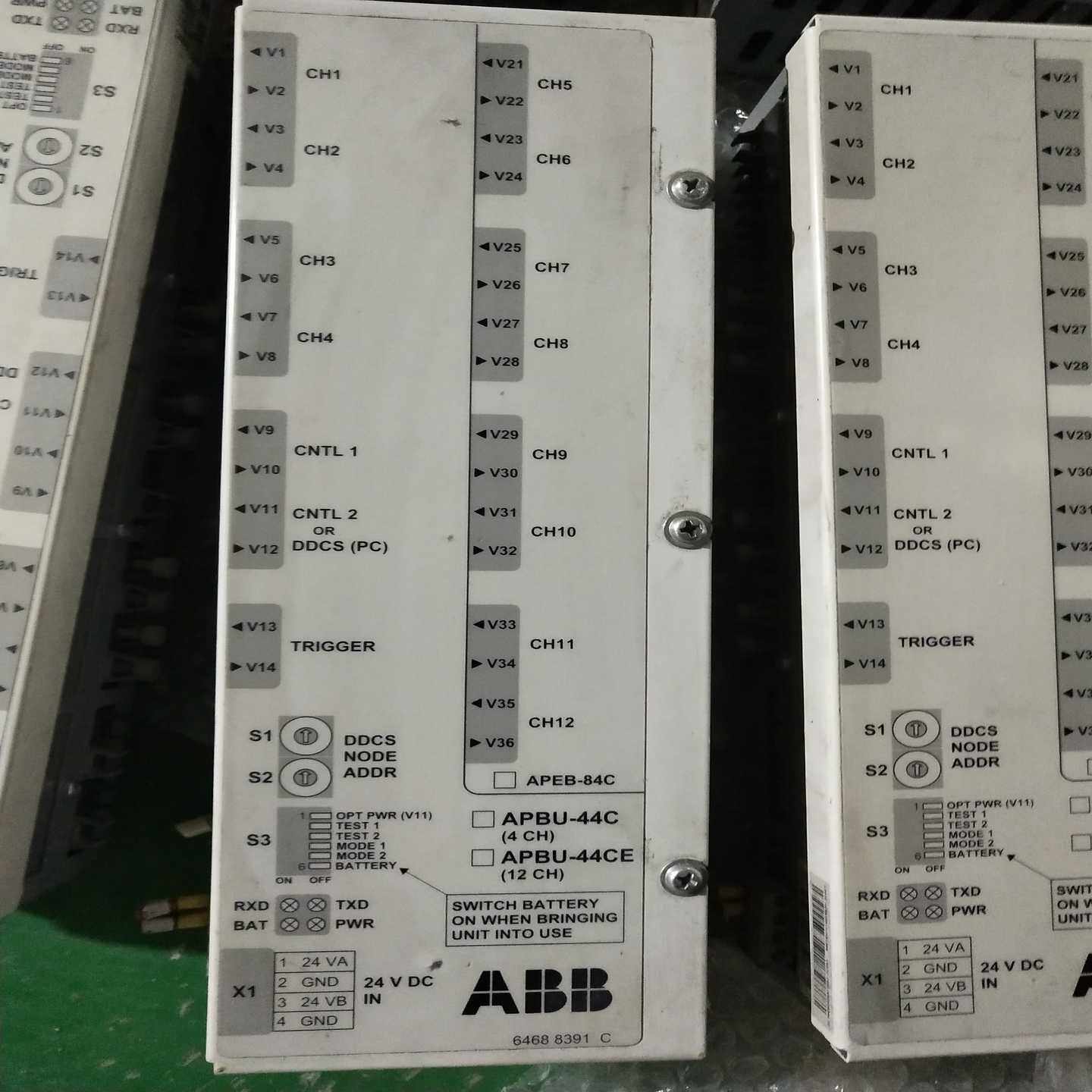 APBU-44C光纤分配器，APBU-44CE。二