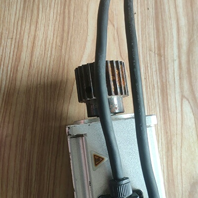 议价Hechuan Servo Motor SvX2mh040aN2ln适用