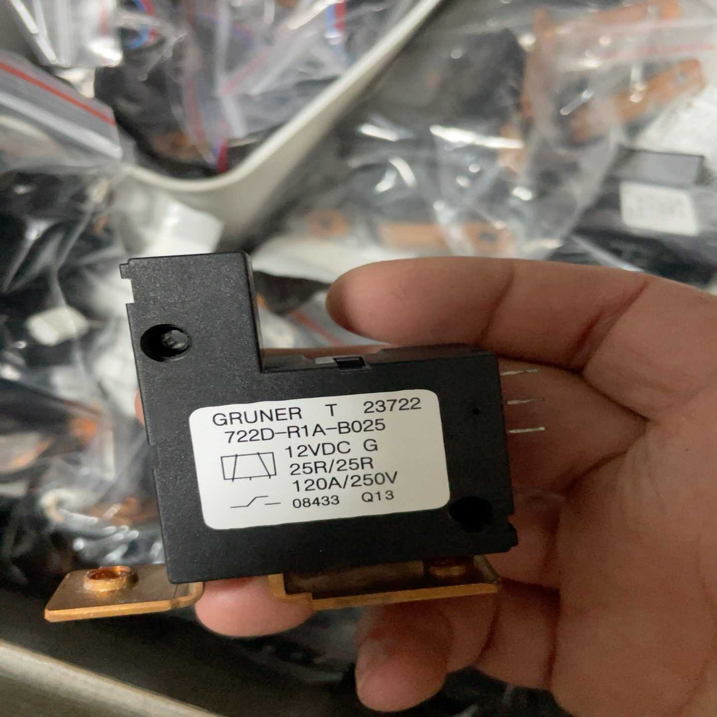 咨询-旁路接触器GRUNERUL-722D-R1A-B025继电