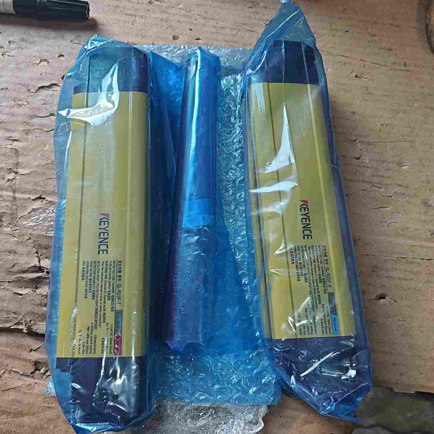 咨询-基恩士安全光栅GL-R23F-T，GL-R23F-R，实物拍