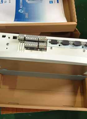 Lenze9300系列全球驱动器，型号VS9322-ES