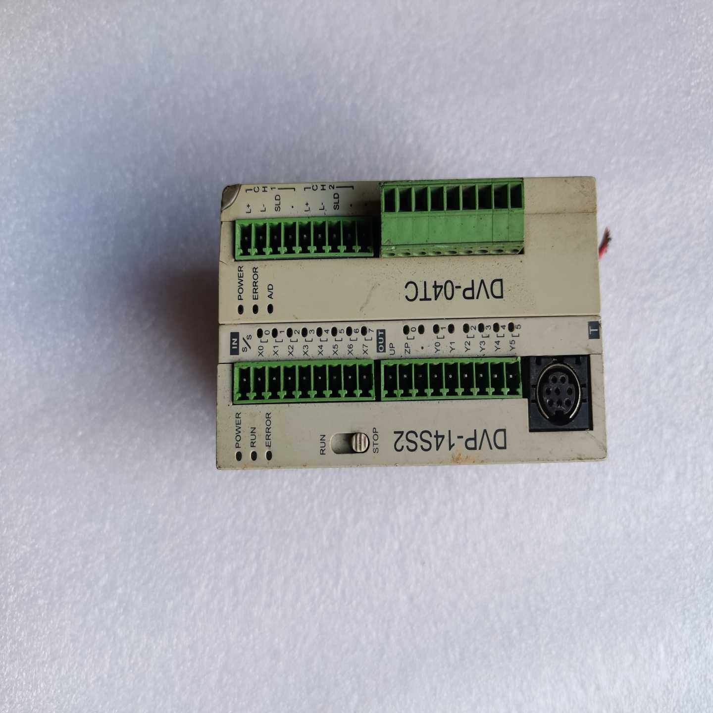 DVP14SS211T十DVP04TC-S！成色（零零电子）