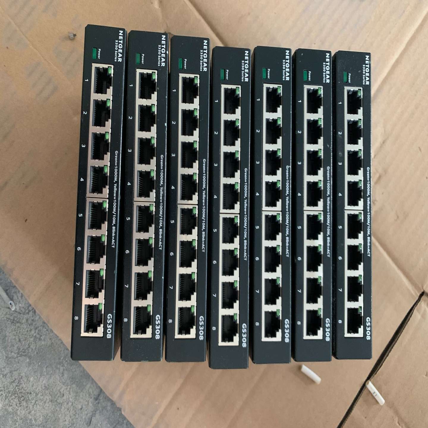 网件GS308v38端口千兆非网管交换机询价