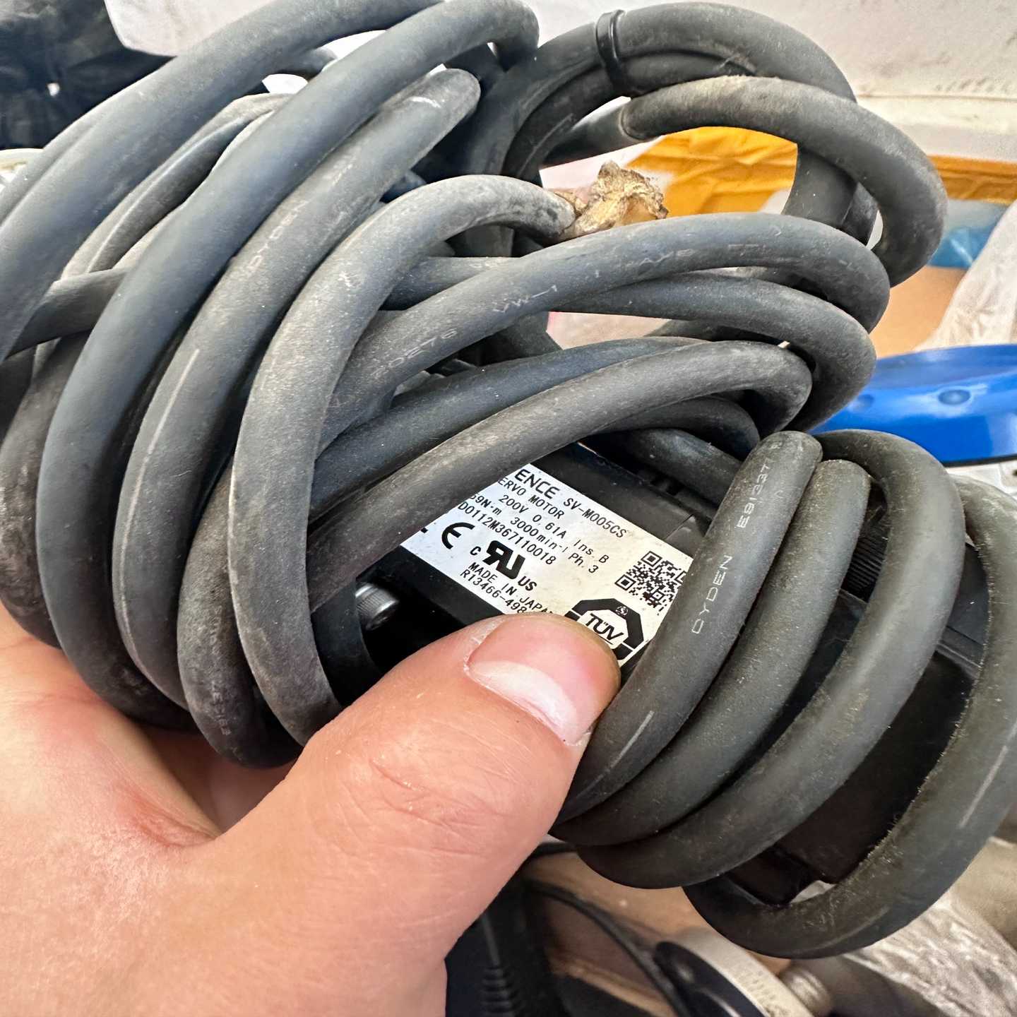 基恩士伺服电机SV-M005CS-议价