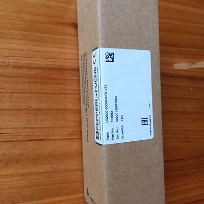 配件PF104093超声波感应器UC200030GMIUR2V15议价