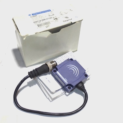TELEMECANIQUE XS8C1A1MBL01U20 INDUCTIVE PROXIMITY SWITCH NEW