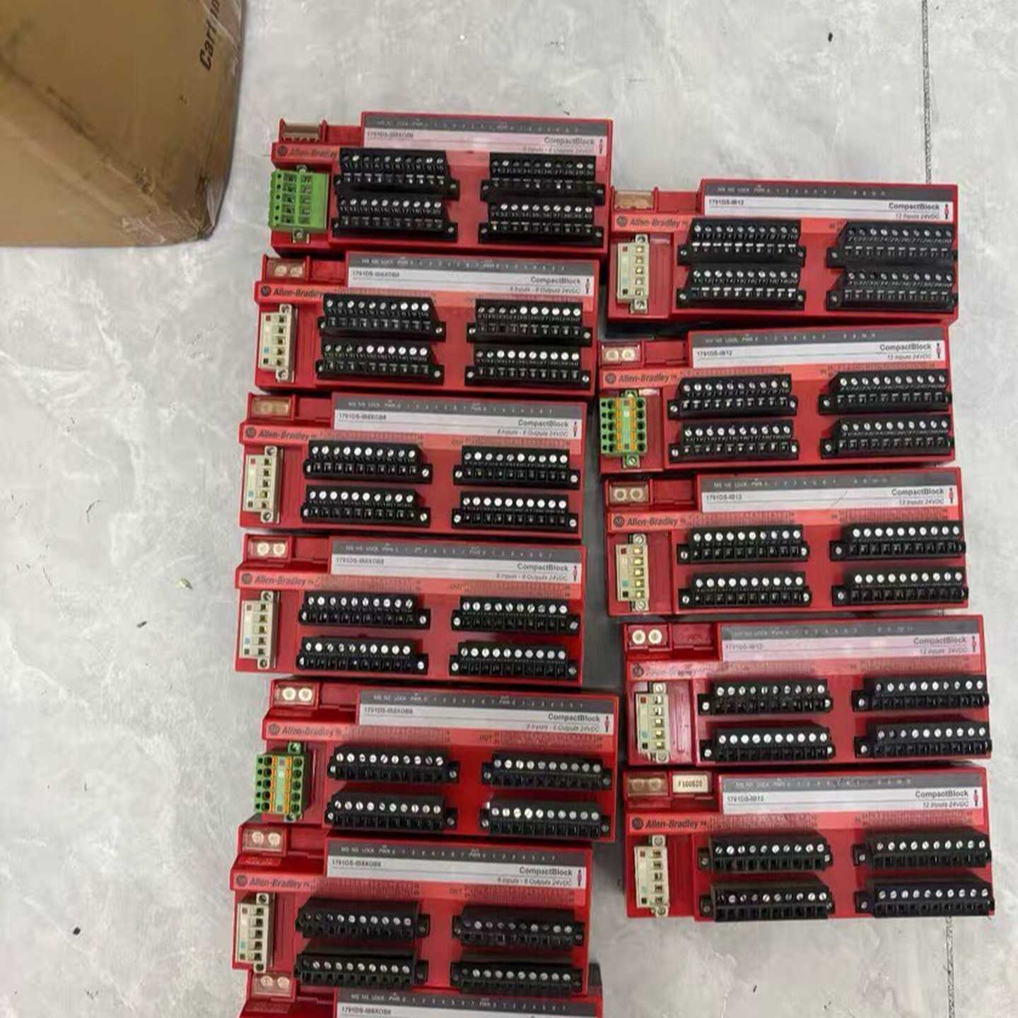 AB安全模块1791DS-IB8XOB8有7个，--议价商品