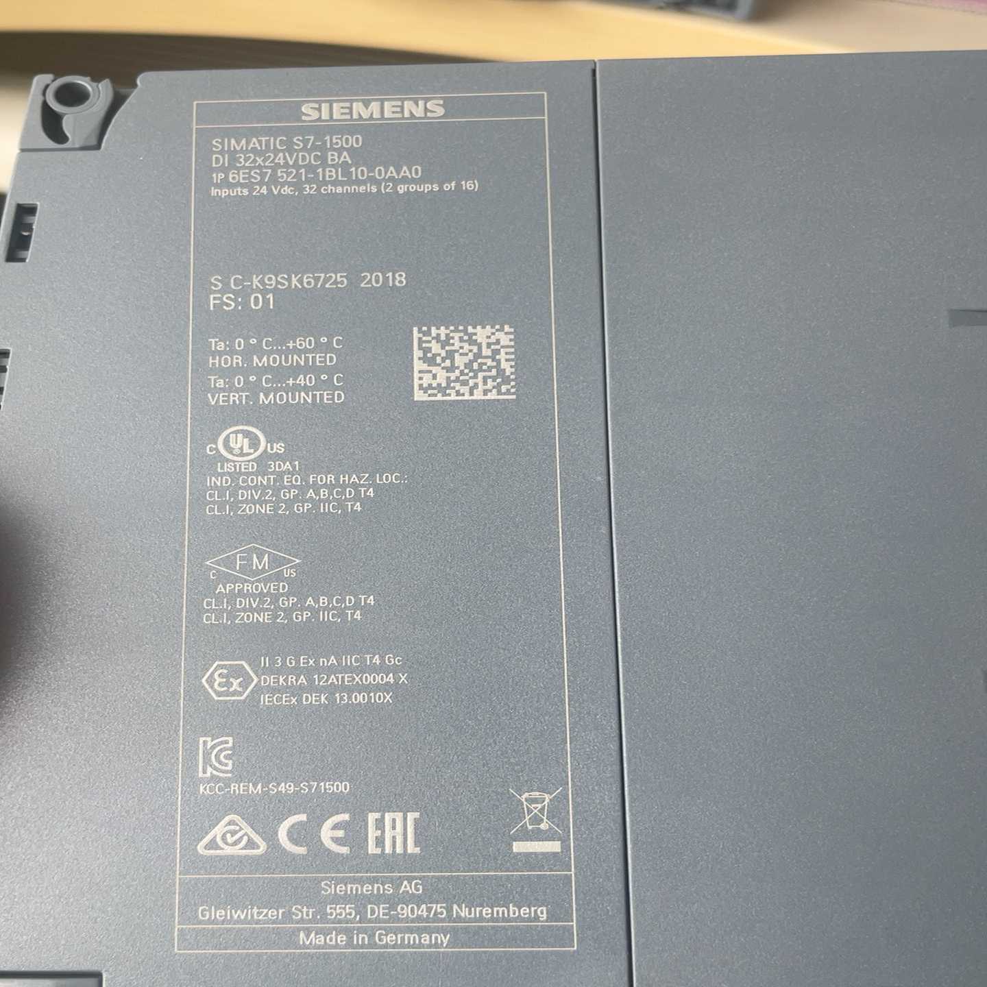 6ES7521-1BL10-0AA0，冲新裸机，联系配件~询价