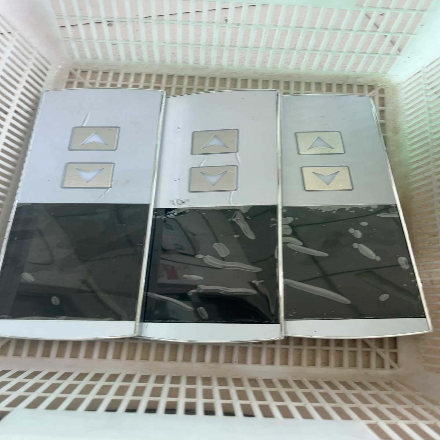 HBP17显示器奥的斯A3N231323/A3N231321~询价