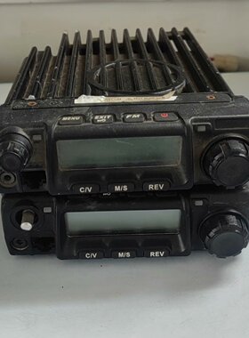 远固手置频车载电台 频率400-480MHz 13.8V电压-议价