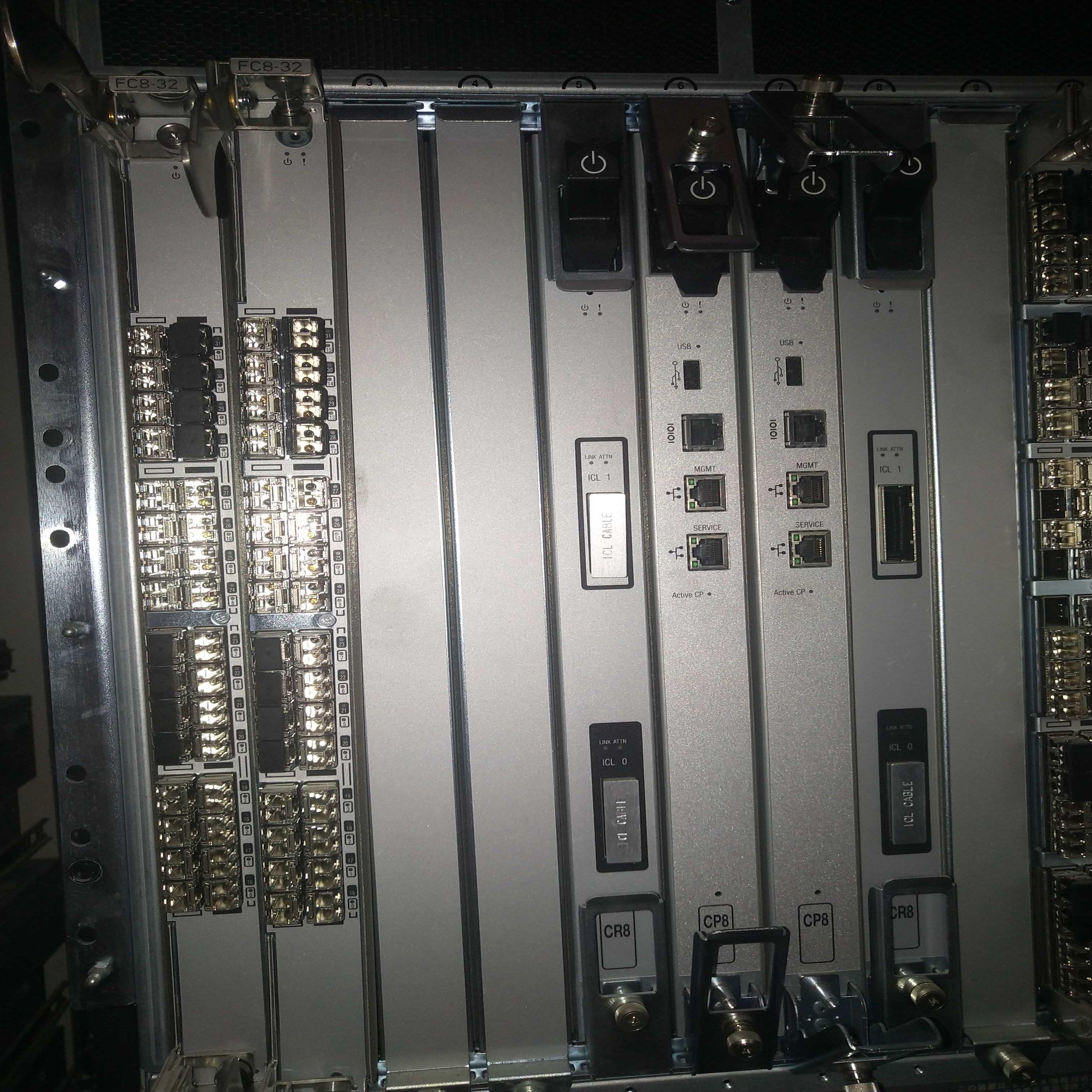 BrocadeHP  FC8-32 DCX 48000 60-1000412-12 AK859B 481547询价